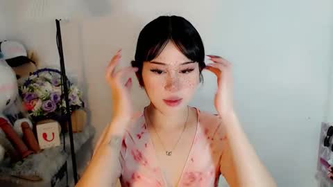 PrettyElla online show from November 21, 2:24 am