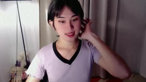 Snapshot of yourfavorateella chatting on September 14, 10:24 am PrettyElla online show from September 14, 10:24 am