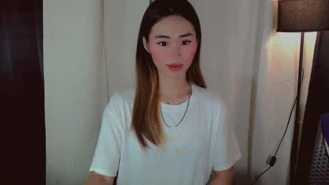 Snapshot of yourfavorateremi chatting on October 9, 6:06 am Remrem online show from October 9, 6:06 am