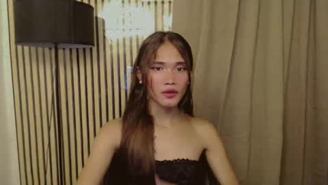 Snapshot of yourfavoraterica chatting on October 18, 5:48 pm RICA online show from October 18, 5:48 pm