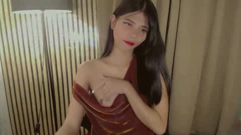 Vivian online show from November 22, 2:14 am