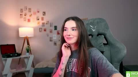 Chloe online show from October 31, 4:58 am