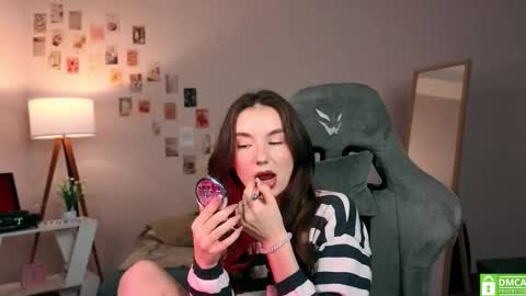 Chloe online show from October 29, 4:39 am