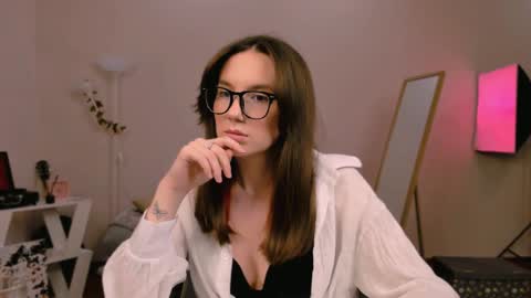 Chloe online show from January 24, 7:39 pm