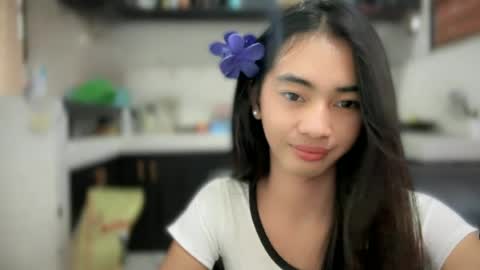 yourgirlsweet_kishia online show from July 2, 3:56 am