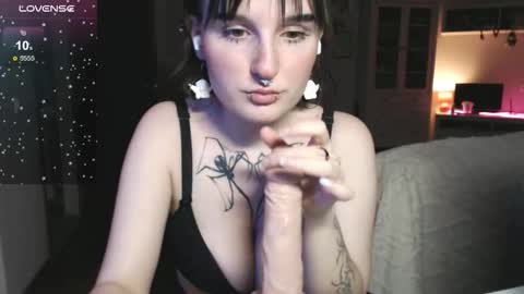 hanna online show from October 27, 10:15 pm