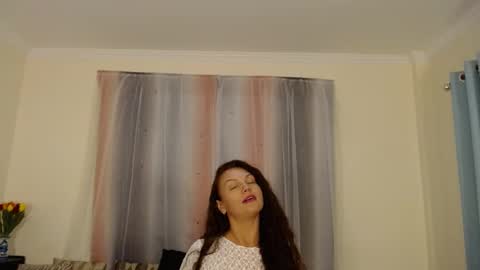 yourmysterycharm online show from February 21, 1:00 pm