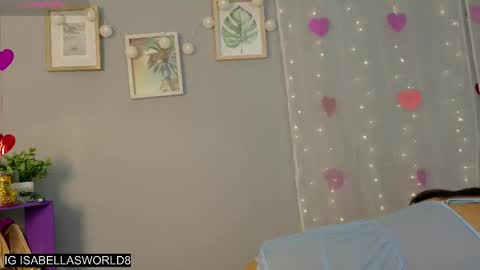 Snapshot of yourrmuse_ chatting on September 10, 6:02 am Isabella but you can call me Isa .-. online show from September 10, 6:02 am