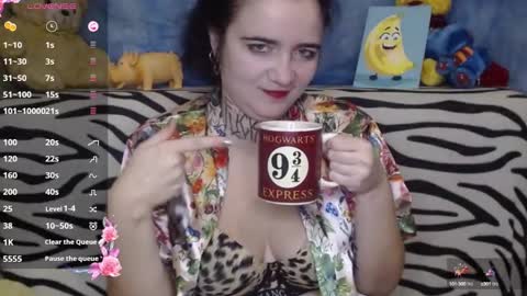 Snapshot of yours_good_mood chatting on December 11, 1:47 am Im - DANI .insta - hardblade1 online show from December 11, 1:47 am