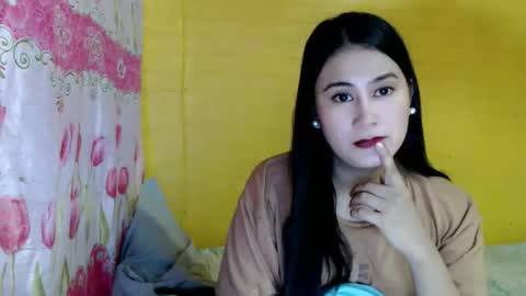 Snapshot of yourseductive_vinaxx chatting on September 27, 12:23 pm yourseductive_vinaxx online show from September 27, 12:23 pm