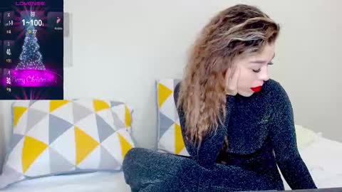 yoursoul_mila online show from December 23, 11:25 am