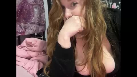 yourthickgingergoddess online show from November 28, 10:57 pm