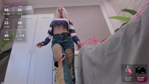 Crazy P online show from February 26, 10:58 am