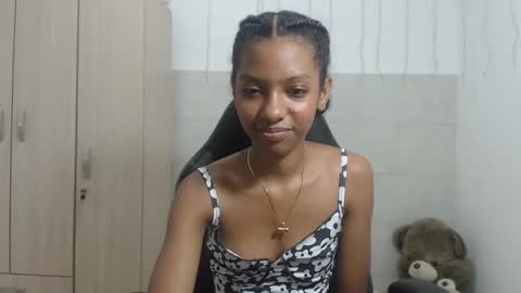 Snapshot of yukari_pr chatting on October 3, 8:58 pm YUKARI online show from October 3, 8:58 pm