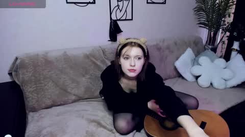 YukiShine online show from May 19, 2:46 pm