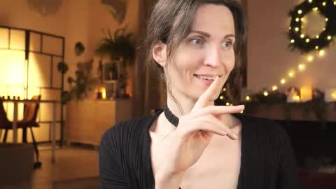 yulla dao online show from January 14, 6:24 pm