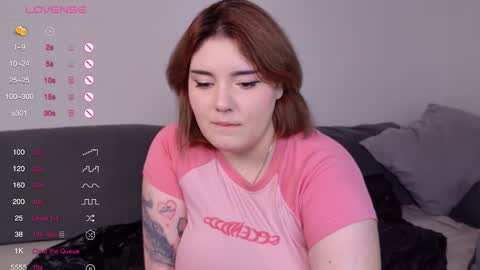 YumemiyaYumi online show from November 2, 8:56 pm