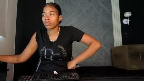 Snapshot of yummyduo chatting on September 29, 12:43 pm Yummyduo online show from September 29, 12:43 pm