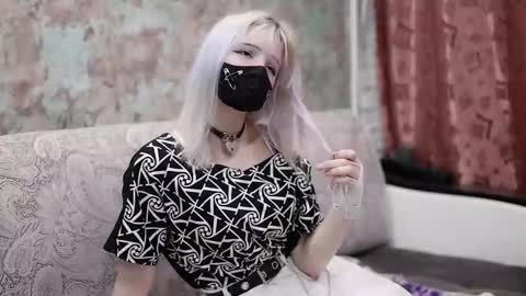 Yuna online show from February 20, 8:09 pm