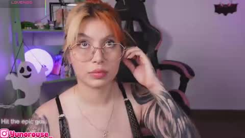 yunorose_ online show from November 10, 5:35 am