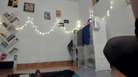 paola online show from December 16, 8:26 pm