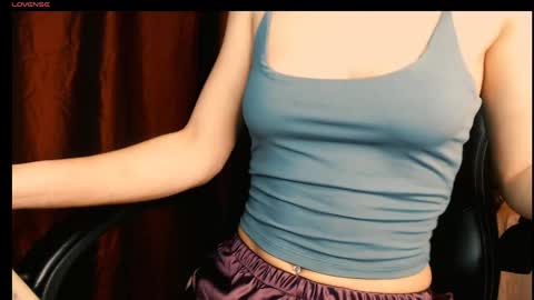 yzza_suave online show from May 20, 9:23 pm
