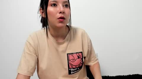 zammii69 online show from November 1, 9:52 pm