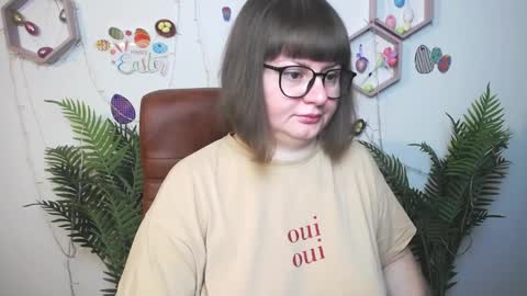 zannadreil online show from April 2, 6:16 pm