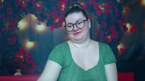 zannadreil online show from March 7, 9:06 pm