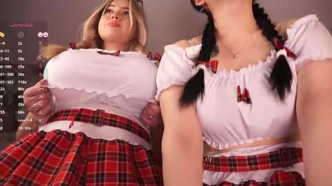 Criss  online show from April 11, 6:08 am