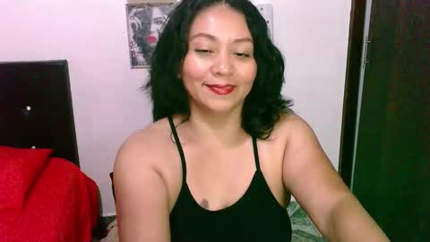 Snapshot of zaray_45bella chatting on September 27, 9:33 pm zaray online show from September 27, 9:33 pm