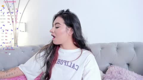  Zayda  online show from January 11, 7:16 pm