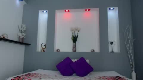 Karolyne online show from March 5, 7:05 am