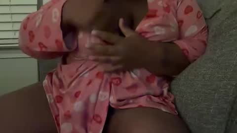 zharrell online show from December 4, 2:58 am