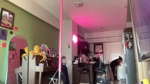 Ziggy ziggy-   online show from February 26, 11:37 pm