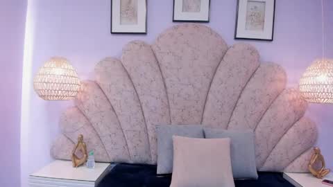 zoe_blosson online show from April 26, 2:20 am