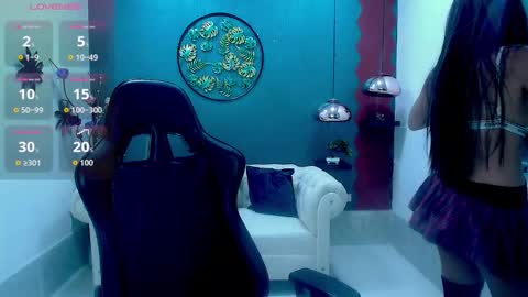 zoe online show from November 10, 5:30 pm