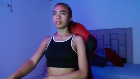 Snapshot of zoe_galli chatting on October 21, 11:42 pm zoe_galli online show from October 21, 11:42 pm
