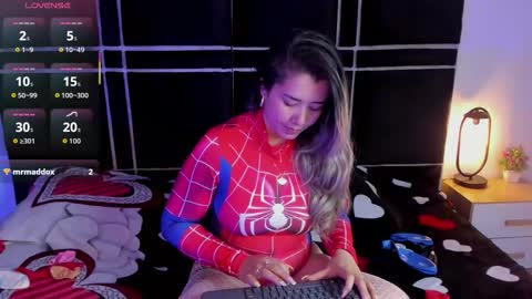 SWEET ZOE online show from October 15, 4:20 pm