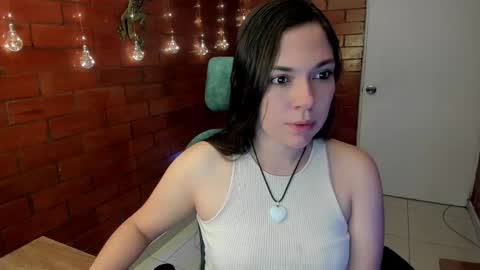 Snapshot of zoe_ringer chatting on February 17, 12:38 pm Zoe  online show from February 17, 12:38 pm