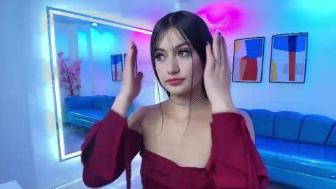 Zoe online show from March 9, 11:35 am