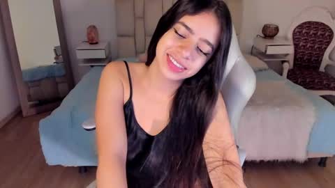 Zoe online show from October 18, 11:57 am