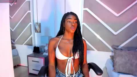 Zoecarrter online show from September 15, 8:38 pm