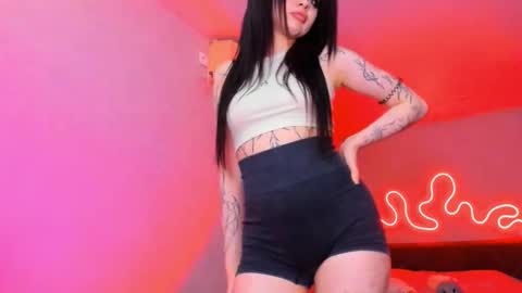 zoedrift online show from December 19, 3:48 pm