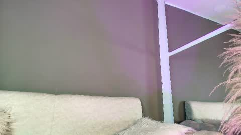 ZOE online show from June 13, 12:19 am