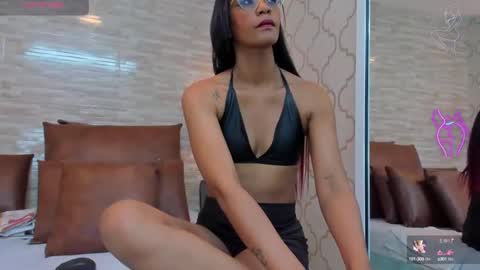 ZoeeSmitth online show from December 9, 12:08 pm