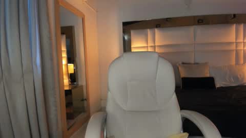 zoei_moon online show from February 23, 6:40 pm