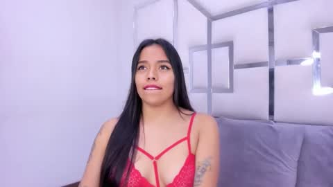 ZoeSwam online show from February 14, 11:10 am