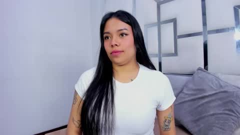 ZoeSwam online show from September 19, 12:48 pm