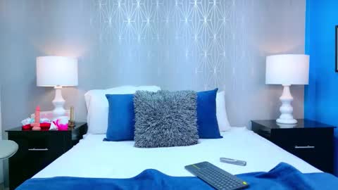 ZoeWilliis online show from March 17, 12:53 pm